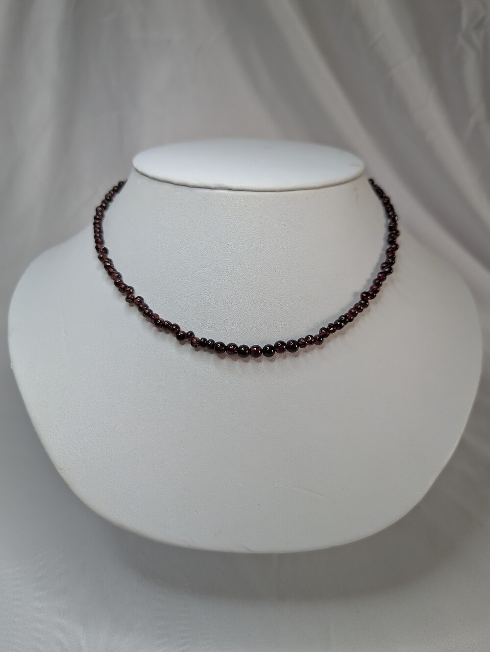 Classic Garnet Bead Necklace